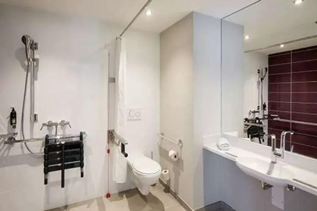 Premier Inn Muenchen City Schwabing 외부 사진