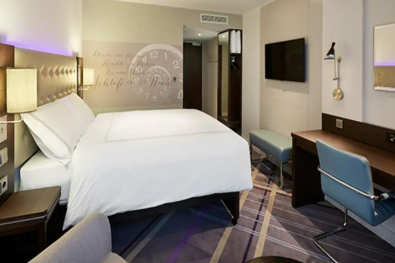 Premier Inn Muenchen City Schwabing 외부 사진