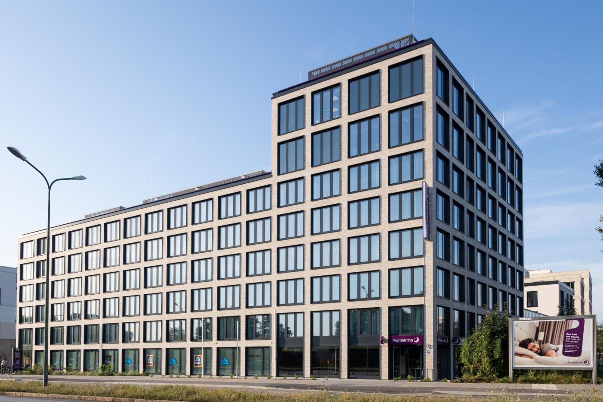 Premier Inn Muenchen City Schwabing 외부 사진